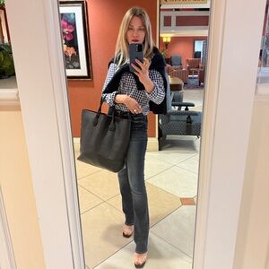 Meet your Posher, Velvet